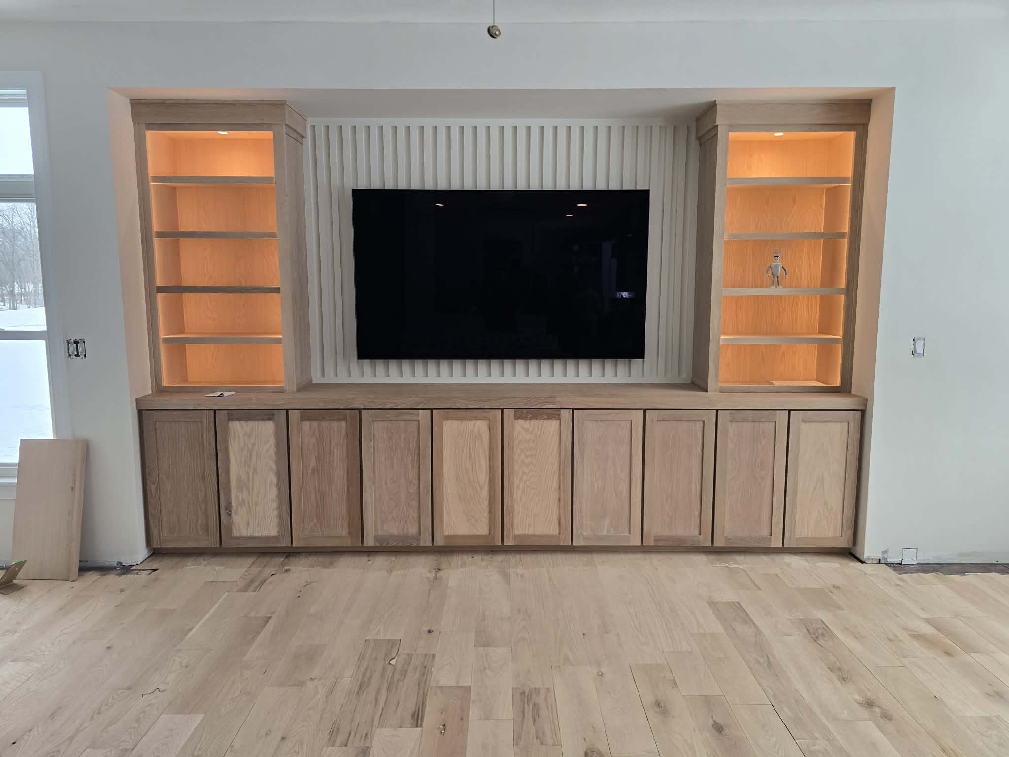 Entertainment center lighting